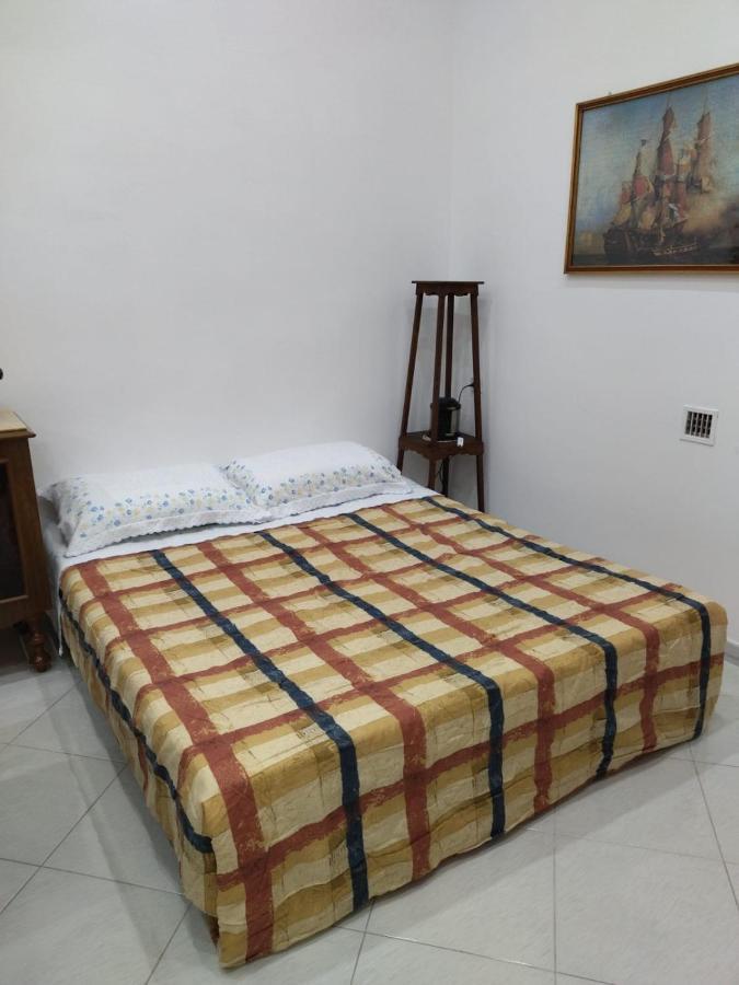 Nonno Ciccio Apartment Lizzano  Ngoại thất bức ảnh